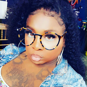 Meet your Posher, Tahiry